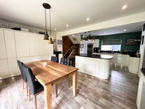 Photo 23- click for photo gallery